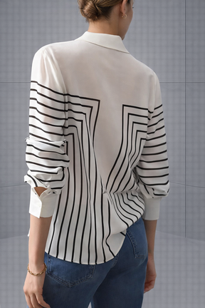 Blusa a rayas elegante con botones frontales – Zaira