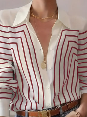 Blusa a rayas elegante con botones frontales – Zaira